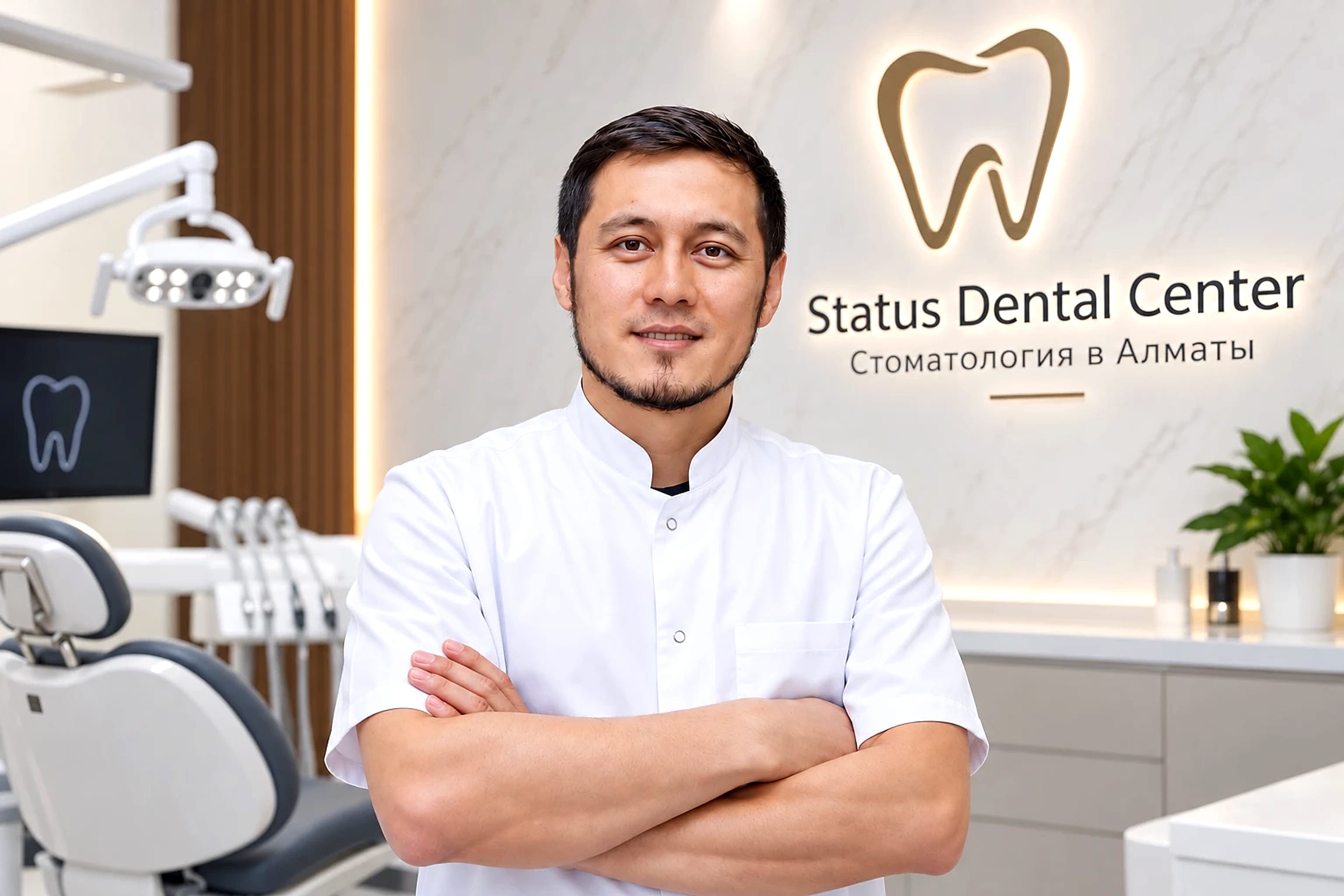 Главный врач, ортодонт Ахрор Ташпулатов в клинике STATUS Dental Center